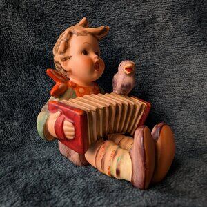 Hummel~LET'S SING~Figurine #110/0-1938